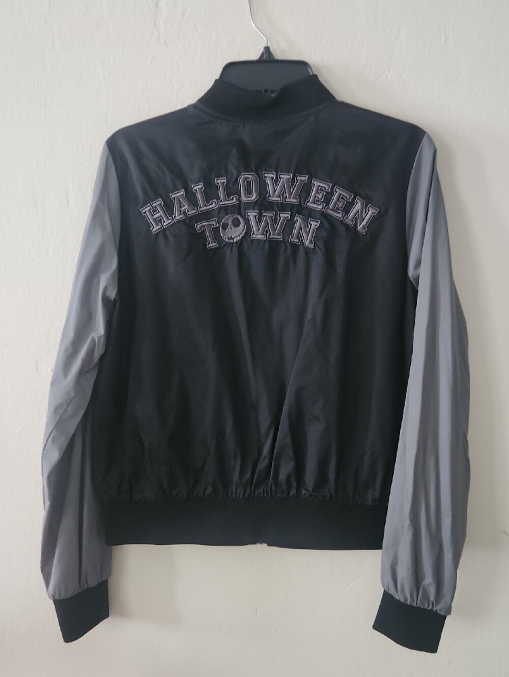 The Nightmare Before Christmas Black & Grey Girls Bomber Jacket - Picture 2 of 4